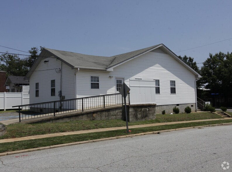 More Photos Of 730 S Church St, Spartanburg Office Residential For Lease