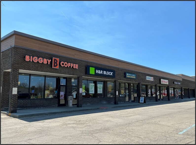 More Photos Of 3021-3039 E Michigan Ave, Jackson Freestanding For Sale