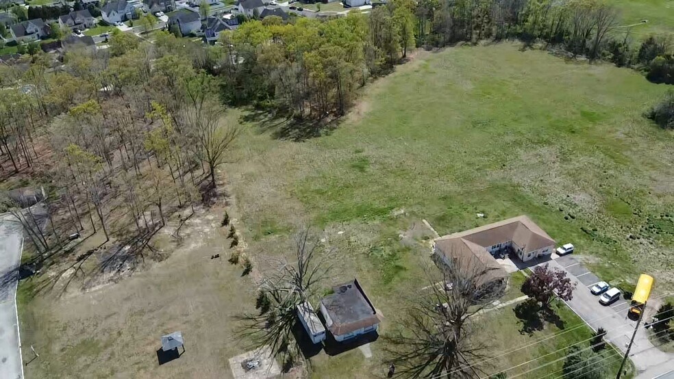 More Photos Of 871 Corkery Ln, Williamstown Apartments For Sale
