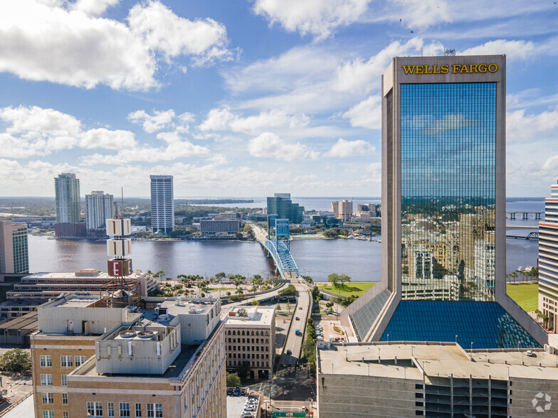 Primary Photo Of 1 Independent Dr, Jacksonville Office For Lease