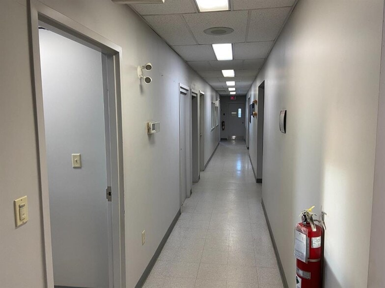 More Photos Of 10101 112 St, Grande Prairie Auto Dealership For Sale