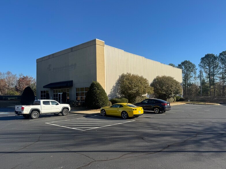 More Photos Of 440 Southport Commerce Blvd, Spartanburg Warehouse For Lease