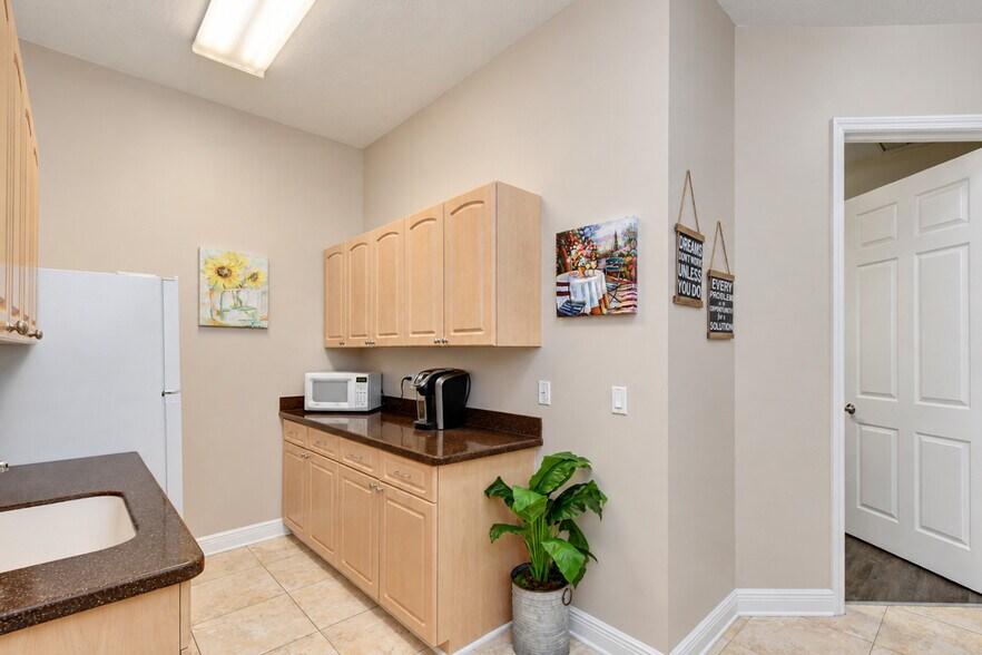 More Photos Of 5420 Land O Lakes Blvd, Land O' Lakes Office For Sale