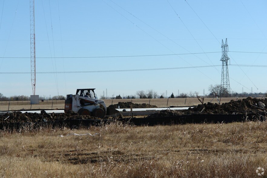 More Photos Of 920 S Belt Line Rd, Coppell General Retail For Lease