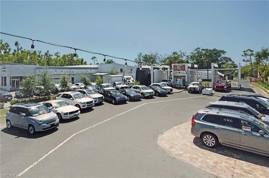 More Photos Of 16070 S Tamiami Trl, Fort Myers Auto Dealership For Sale