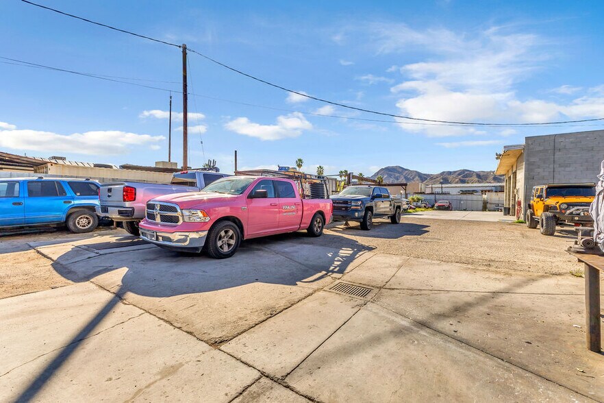 More Photos Of 68361 Kieley Rd, Cathedral City Service For Sale