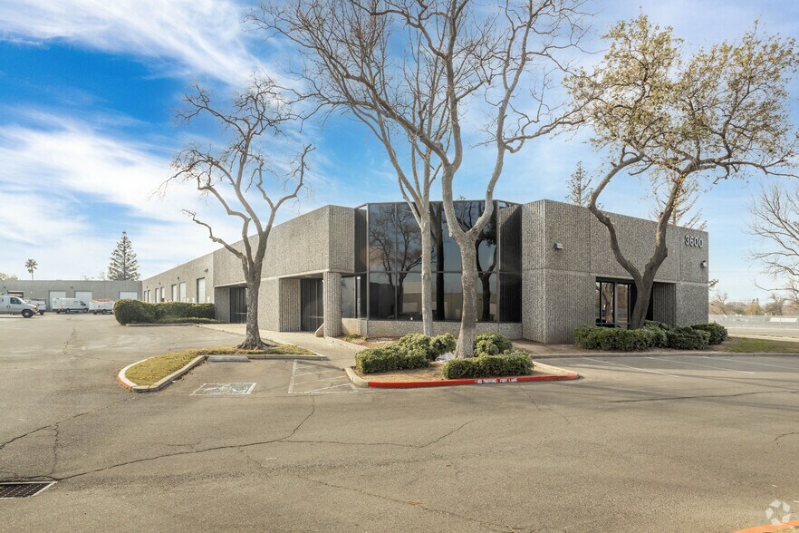 More Photos Of 3600 Madison Ave, North Highlands Unknown For Lease