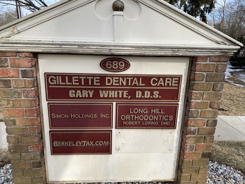 More Photos Of 689 Valley Rd, Gillette Medical For Lease