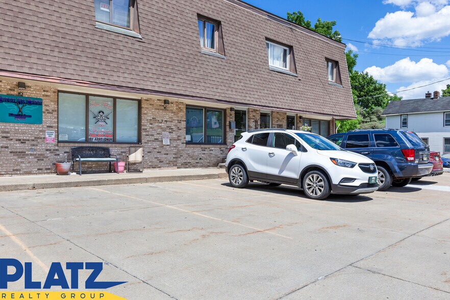More Photos Of 71 Terrace St, Struthers Storefront Retail Residential For Sale