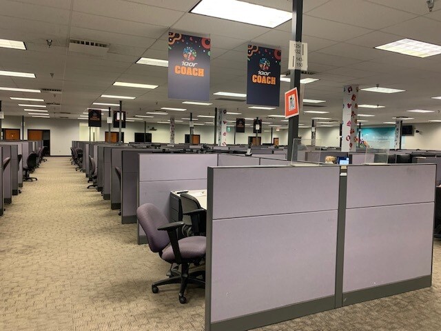 More Photos Of 431 E 25th Ave, Altoona Storefront Retail Office For Sale