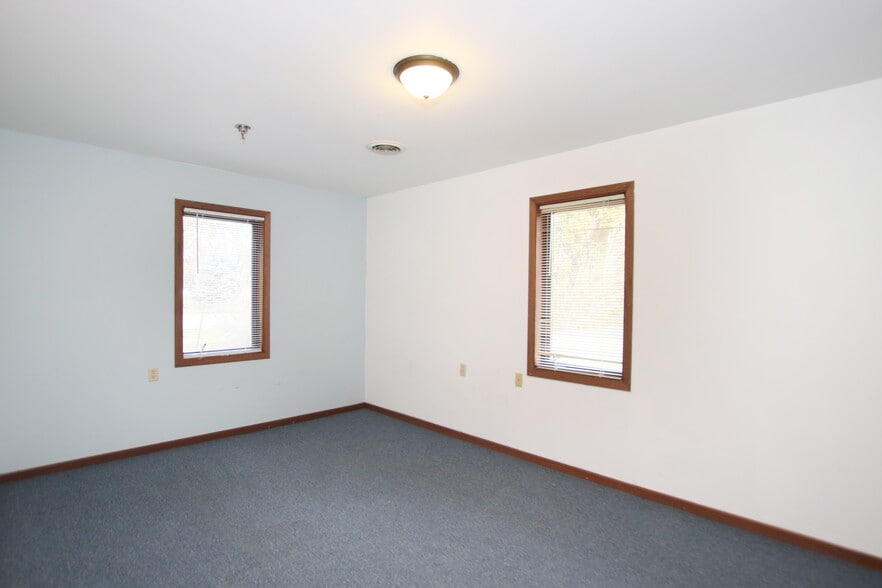 More Photos Of 496 Wisconsin Ct, Fond Du Lac Rehabilitation Center For Sale