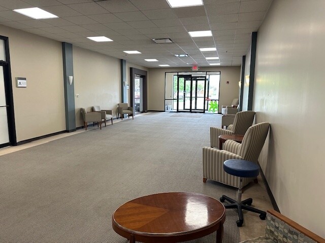 More Photos Of 7000 Caton Farm Rd, Plainfield Medical For Lease