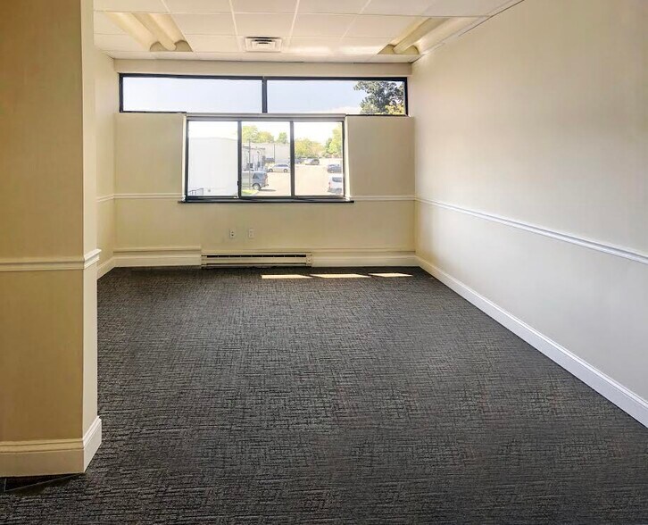 More Photos Of 1555 Post Rd E, Westport Office Residential For Lease