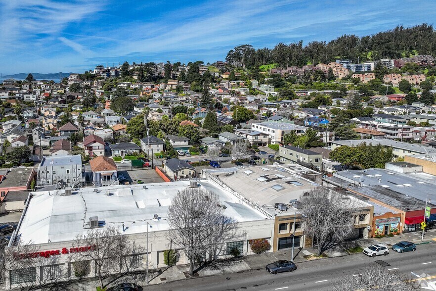 Primary Photo Of 828 San Pablo Ave, Albany Medical For Sale