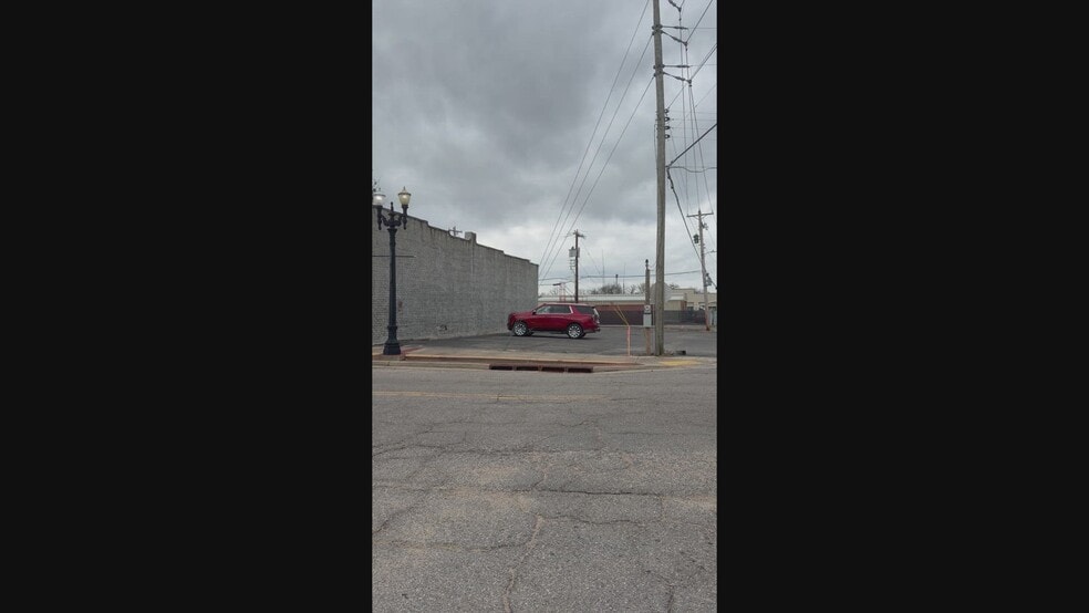 Primary Photo Of 133-135 N Lee St, Fort Gibson Storefront For Sale