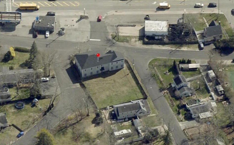 Primary Photo Of 21 Old Montauk Hwy, Mastic Medical For Sale