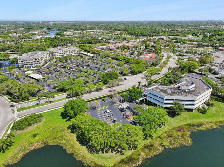 More Photos Of 7108-7121 Fairway Dr, Palm Beach Gardens Unknown For Lease