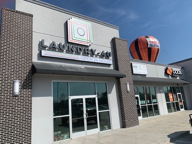 More Photos Of 11740 State Highway 249, Houston Supermarket For Sale