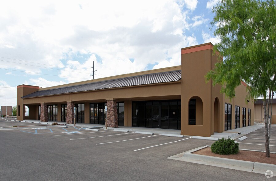 More Photos Of 10801 Gateway Blvd W, El Paso Unknown For Lease