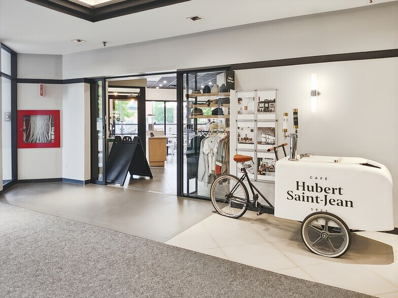More Photos Of 455 St King, Sherbrooke Coworking Space