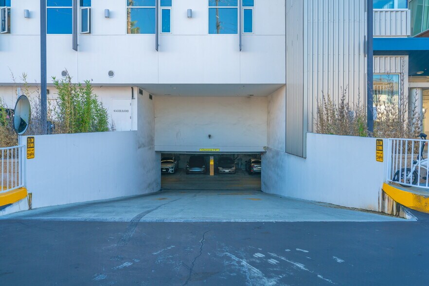 More Photos Of 1411 S Garfield Ave, Alhambra Office For Lease