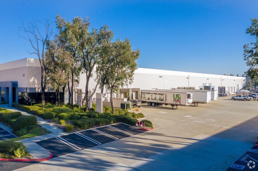 Primary Photo Of 1201 Park Center Dr, Vista Unknown For Lease