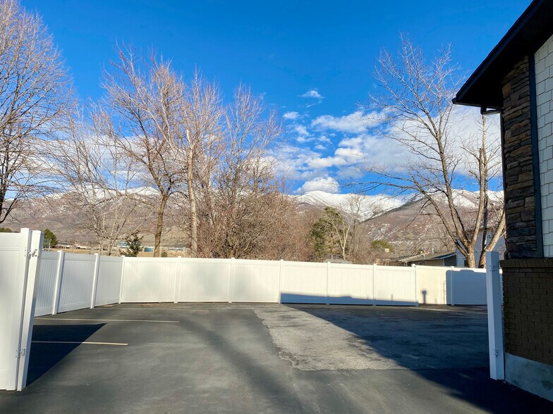 More Photos Of 579 S Main St, Kaysville Office For Sale