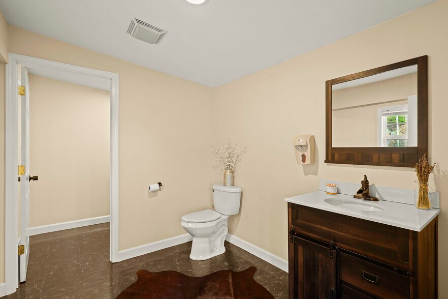 More Photos Of 3453 S Hwy 321, Blowing Rock General Retail For Sale