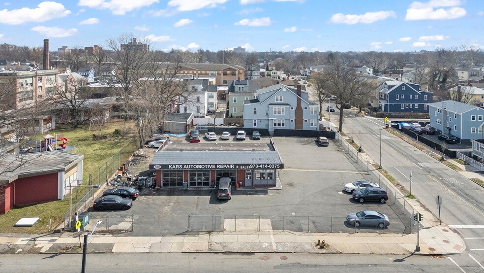 More Photos Of 382 S Clinton St, East Orange Auto Repair For Sale