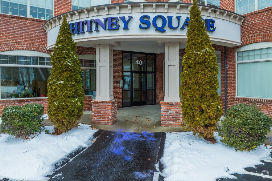 More Photos Of 40 Spruce St, Leominster Medical For Lease