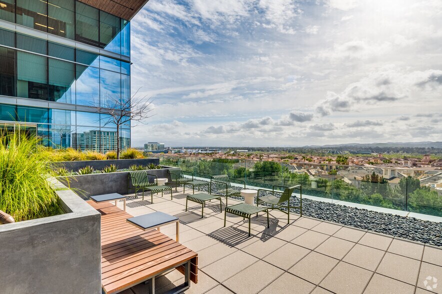 More Photos Of 18565-18575 Jamboree Rd, Irvine Office For Lease