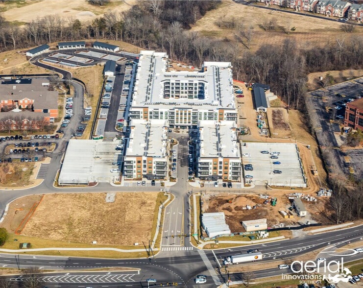Primary Photo Of 2000 Aspen Way, Franklin Storefront Retail Office For Lease