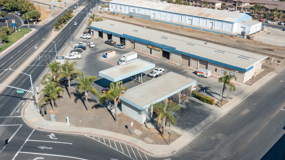 More Photos Of 281 W Merced St, Dinuba Freestanding For Sale