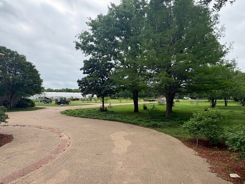 More Photos Of 6529 Asher Rd, Alvarado Specialty For Sale