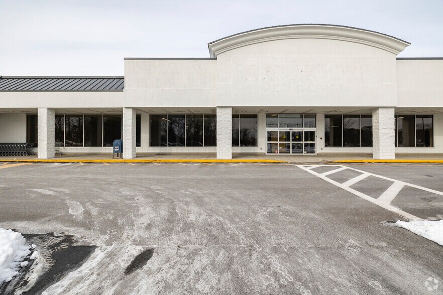 More Photos Of 253-269 Amherst St, Nashua General Retail For Lease