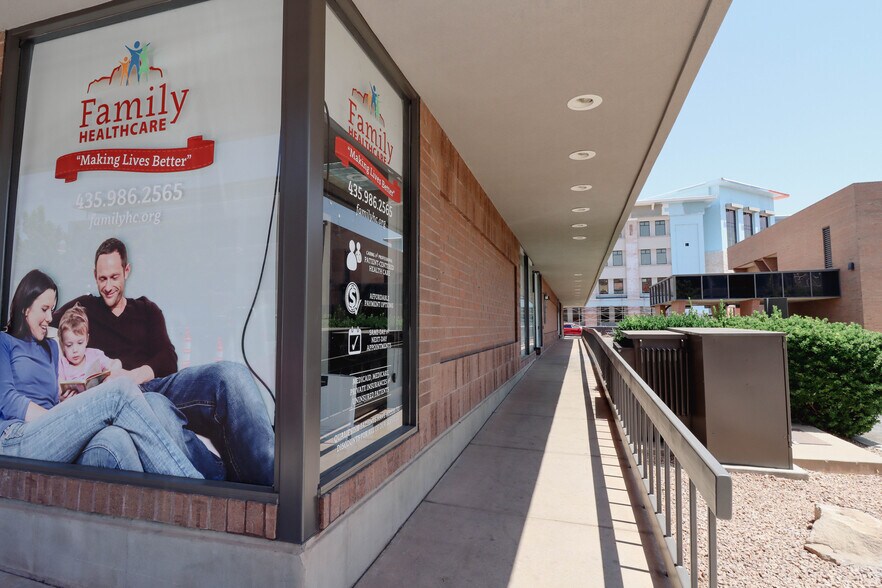 More Photos Of 25 N 100 E, St George Unknown For Lease