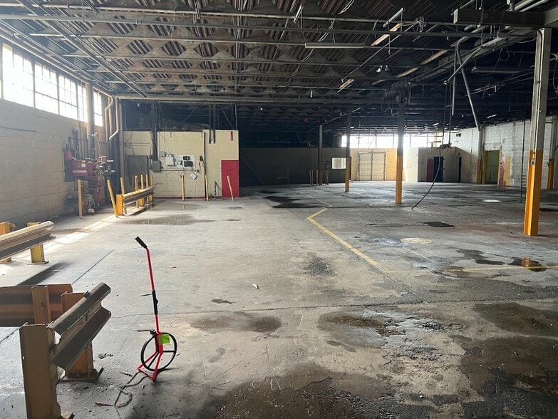 More Photos Of 342 US Highway 22, Green Brook Warehouse For Lease