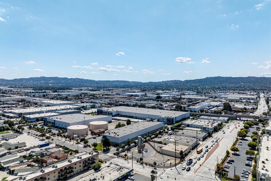 More Photos Of 14632 E Nelson Ave, City of Industry Warehouse For Lease