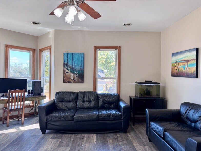 More Photos Of 1415 4th St, Fulton Storefront Retail Residential For Sale