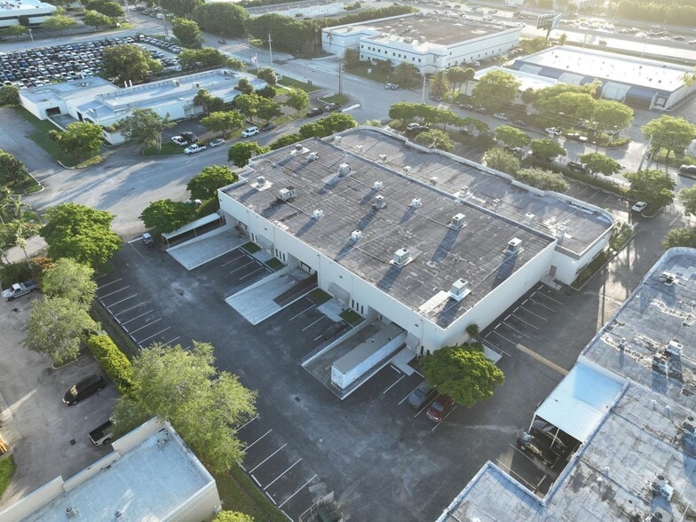 More Photos Of 11921-12041 SW 144th St, Miami Unknown For Lease