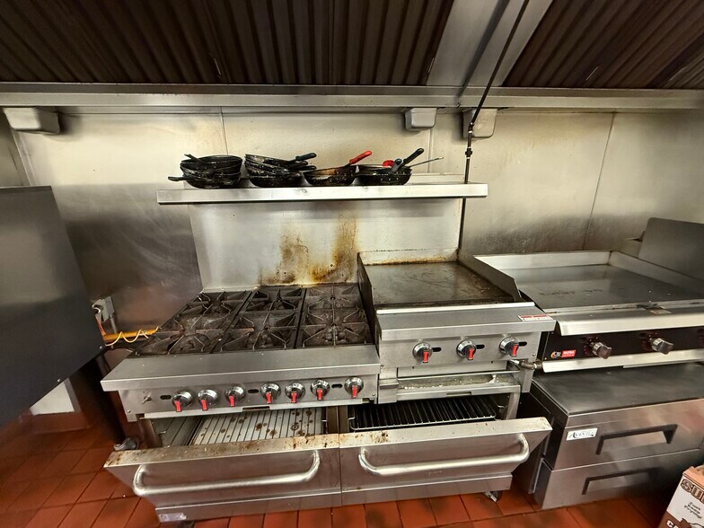 More Photos Of 249 Main St, Rutland Apartments For Lease