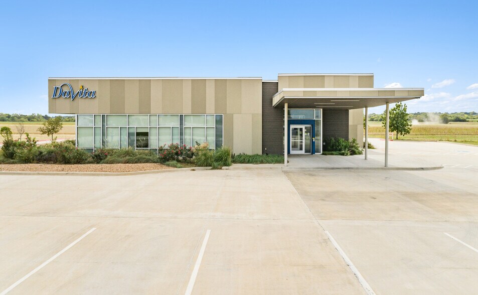More Photos Of 2410 W Grant Ave, Pauls Valley Medical For Sale