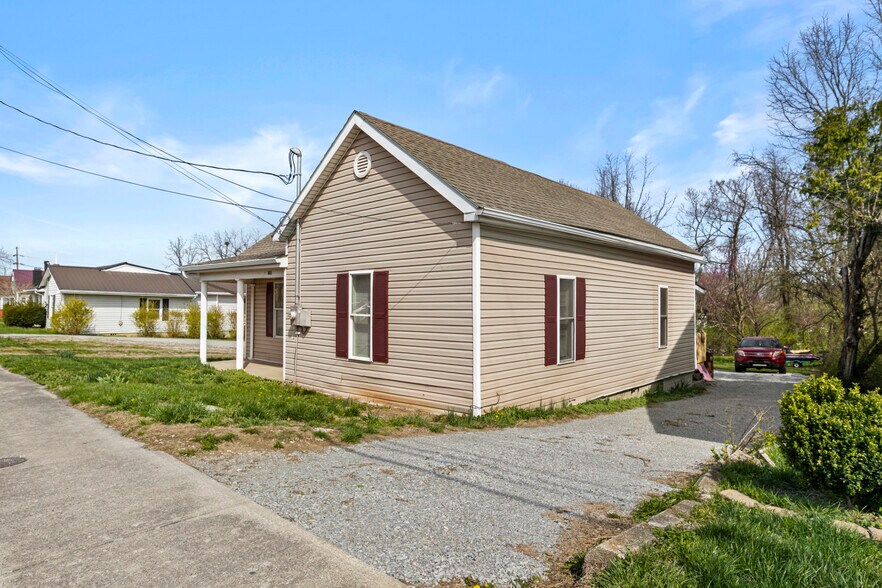 More Photos Of 351-365 Big Hill Ave, Richmond Land For Sale