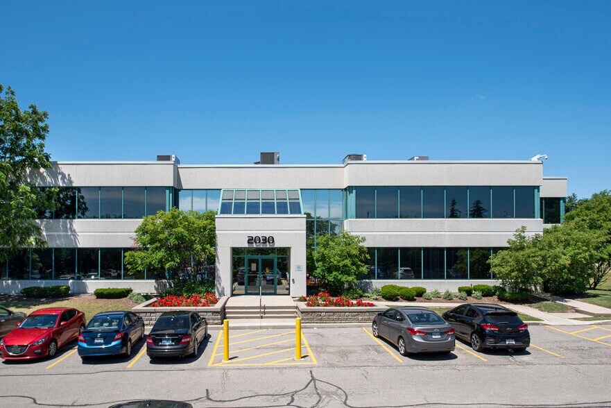 More Photos Of 2030 Bristol Cir, Oakville Office For Lease