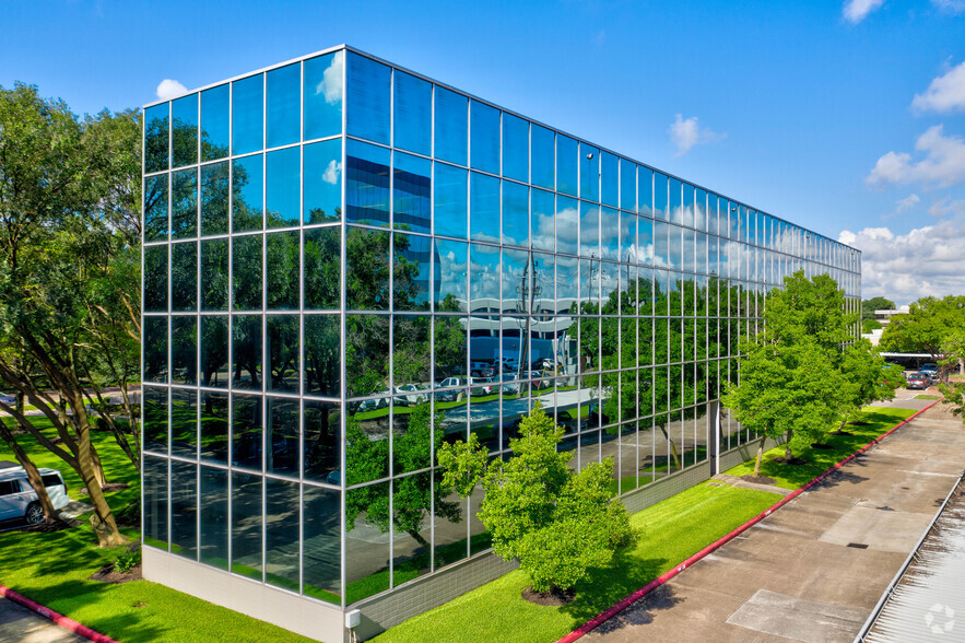 Primary Photo Of 15810 Park Ten Pl, Houston Office For Lease