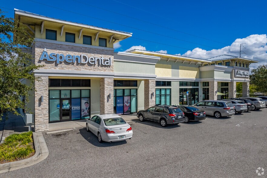 More Photos Of 4045-4055 Tyrone Blvd, Saint Petersburg Unknown For Lease