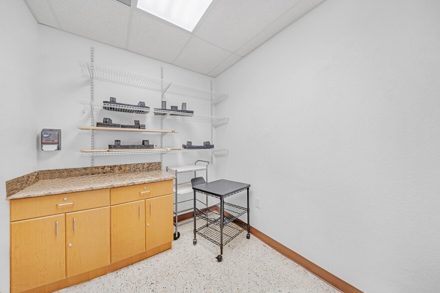 More Photos Of 3401 NW 7th St, Miami Medical For Lease