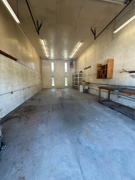 More Photos Of 354 Hyatt St, Gaffney Distribution For Lease