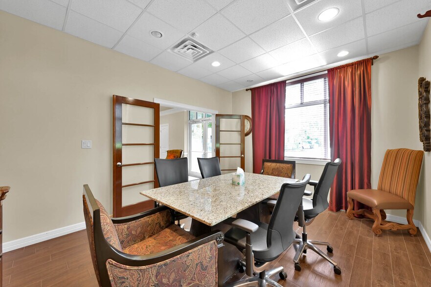 More Photos Of 8505 Technology Forest Pl, The Woodlands Office For Lease
