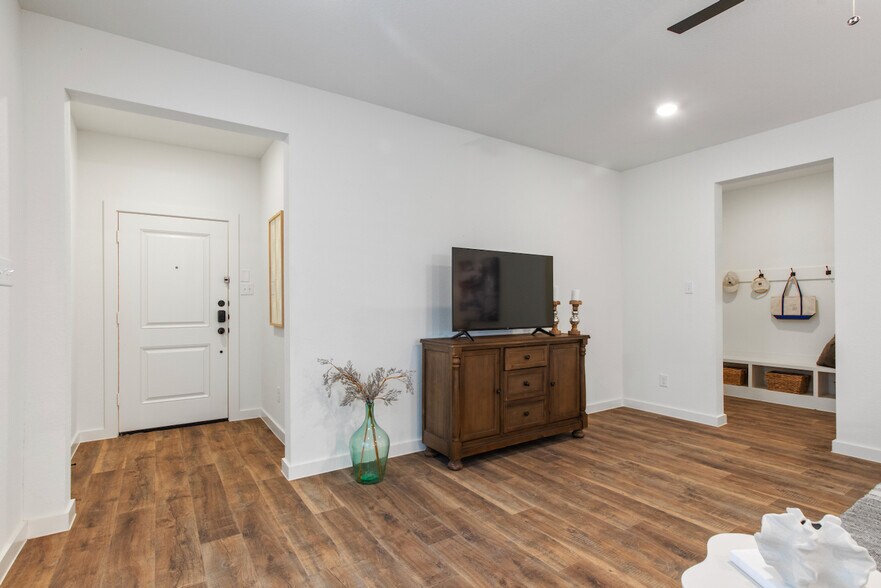 More Photos Of , Dayton Multifamily For Sale